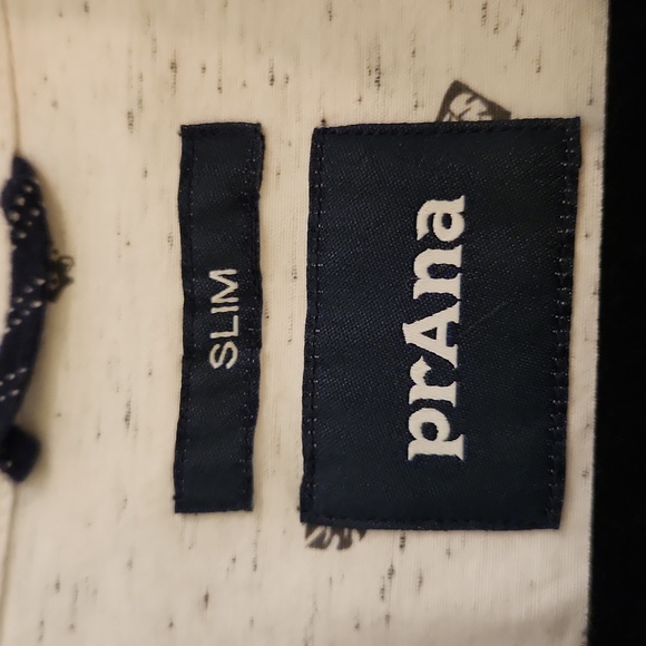 Prana pattern slim fit button down size large - Picture 3 of 4